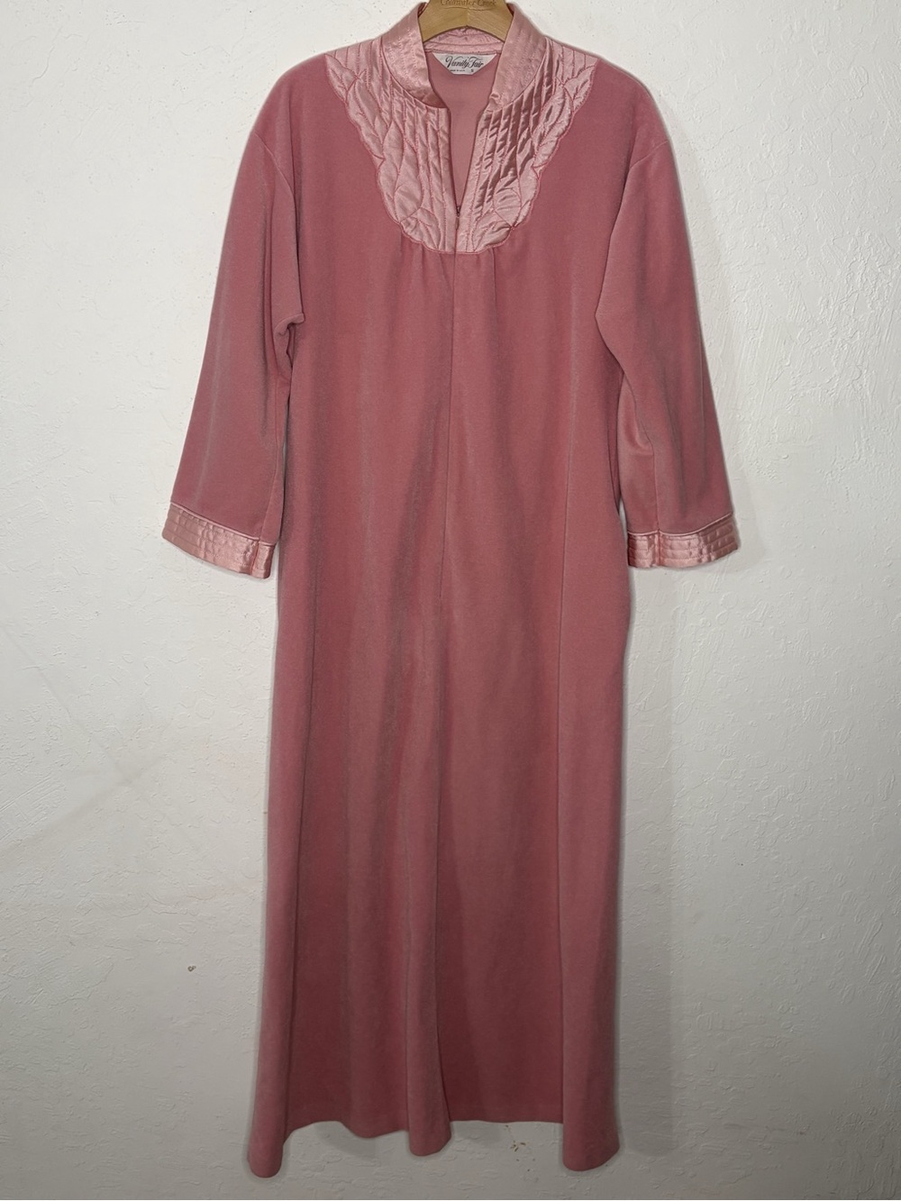 Vtg Vanity Fair Sz S Dacron Polyester Robe Pink Zipper Lounger Pocket Grannycore